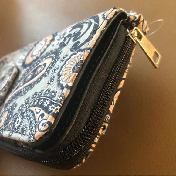 🖤🤎 Quilted Black & Taupe Paisley Cotton Wristlet 🤎🖤 - Picture 9 of 9